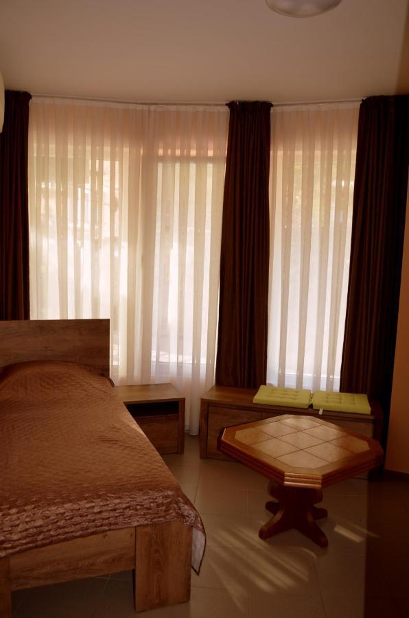 Апарт Център Apart Center Plovdiv Buitenkant foto