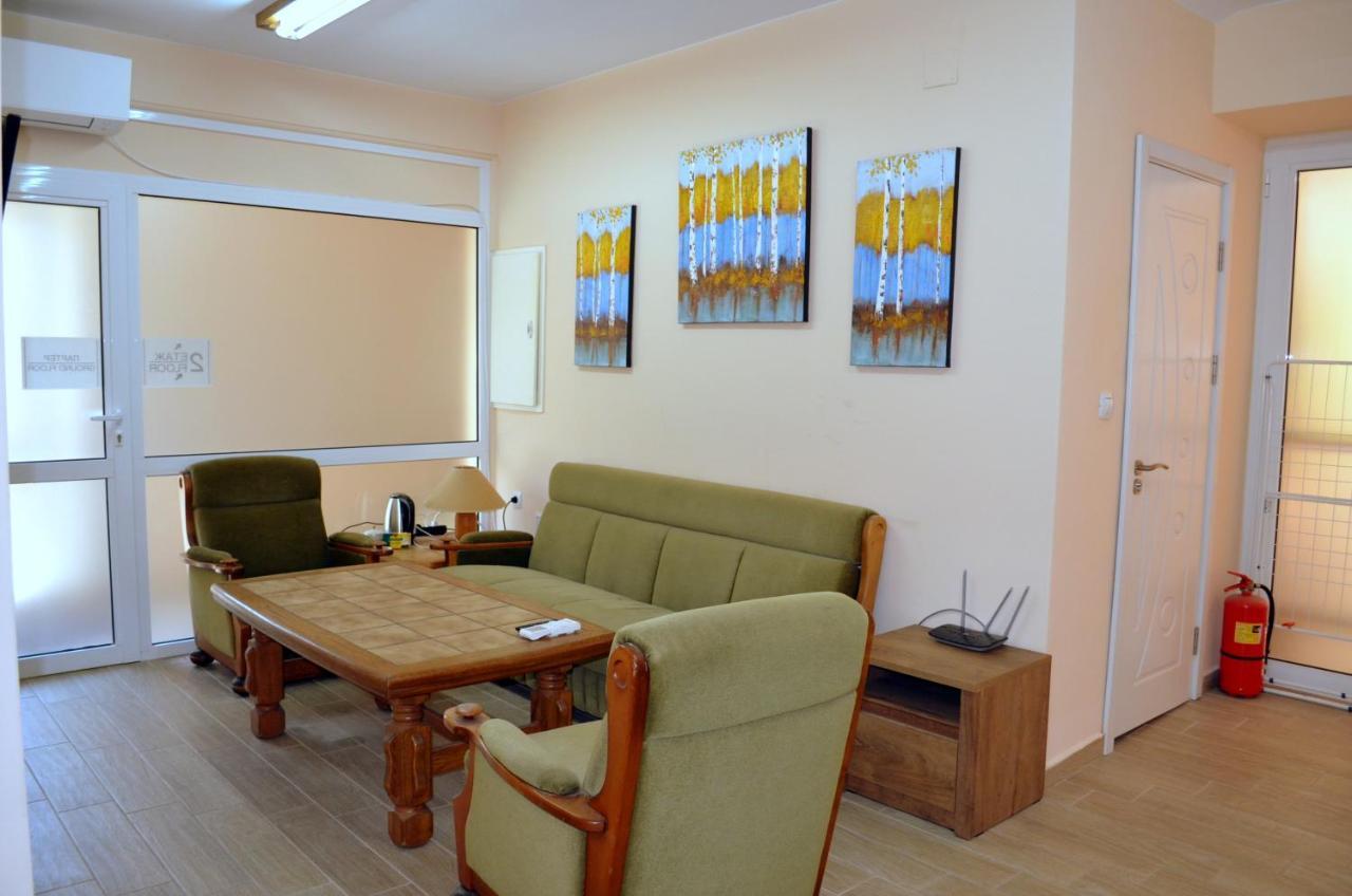 Апарт Център Apart Center Plovdiv Buitenkant foto