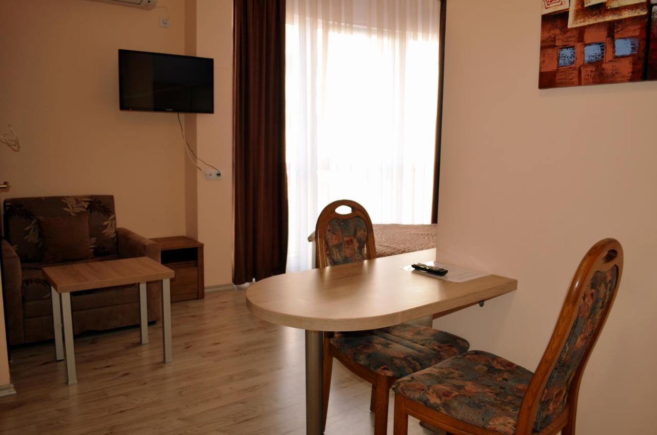 Апарт Център Apart Center Plovdiv Buitenkant foto