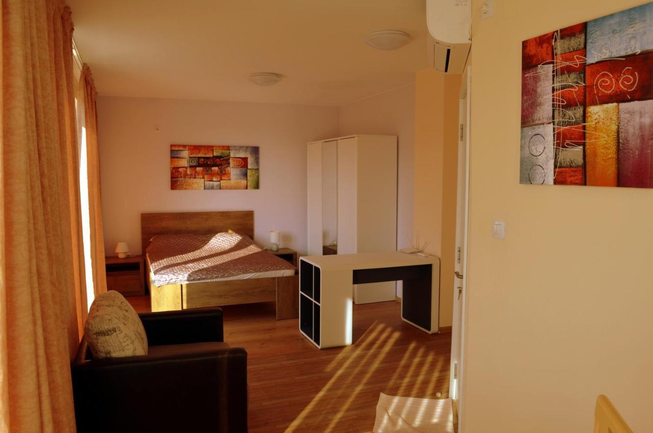 Апарт Център Apart Center Plovdiv Buitenkant foto