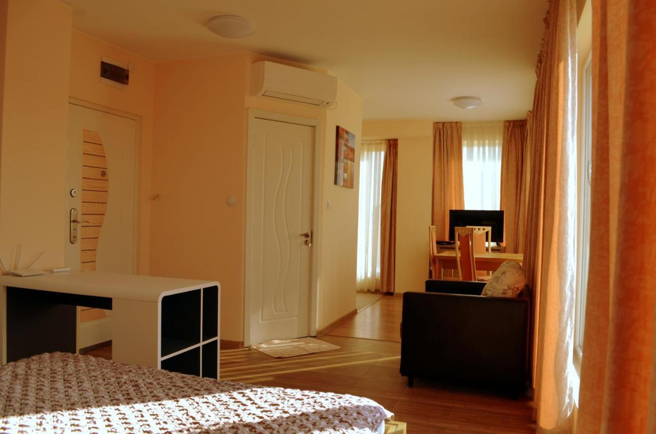 Апарт Център Apart Center Plovdiv Buitenkant foto