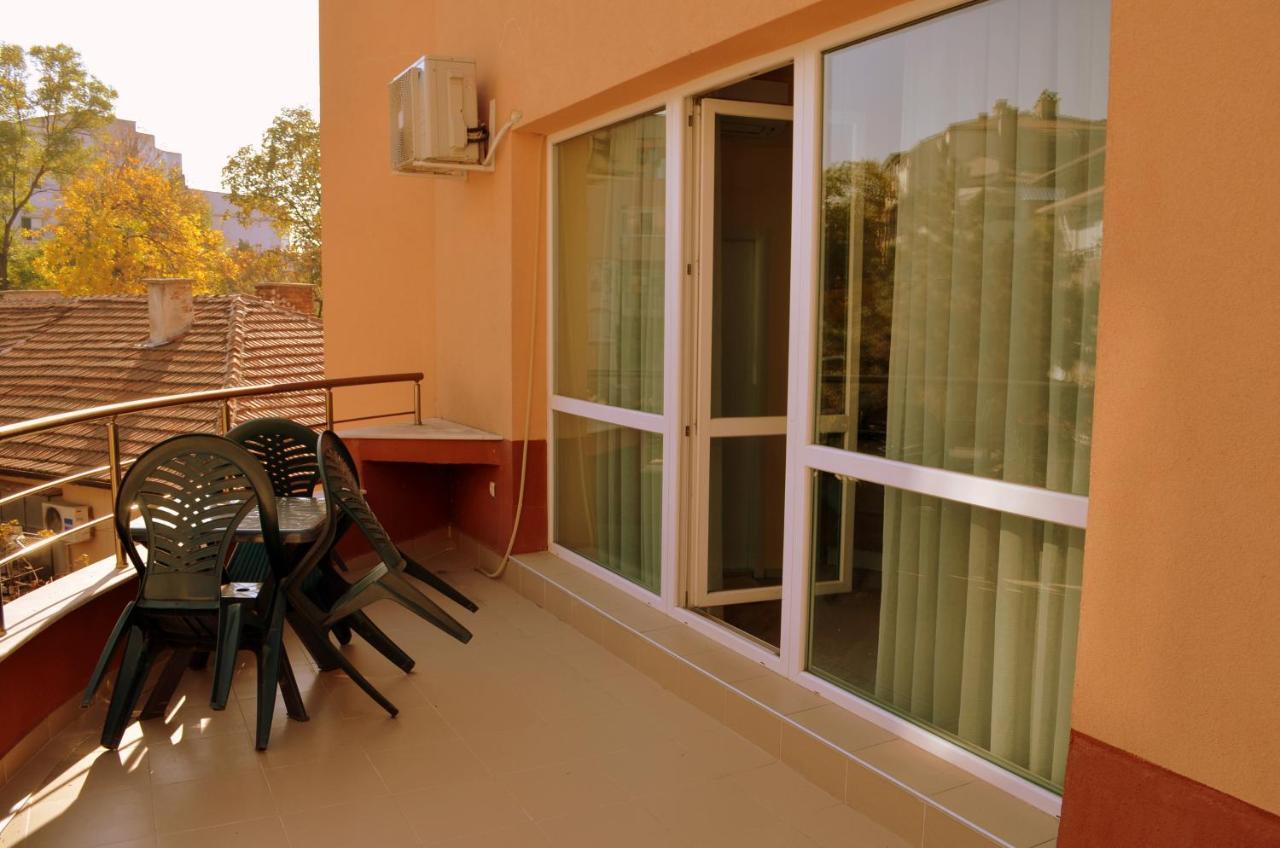 Апарт Център Apart Center Plovdiv Buitenkant foto