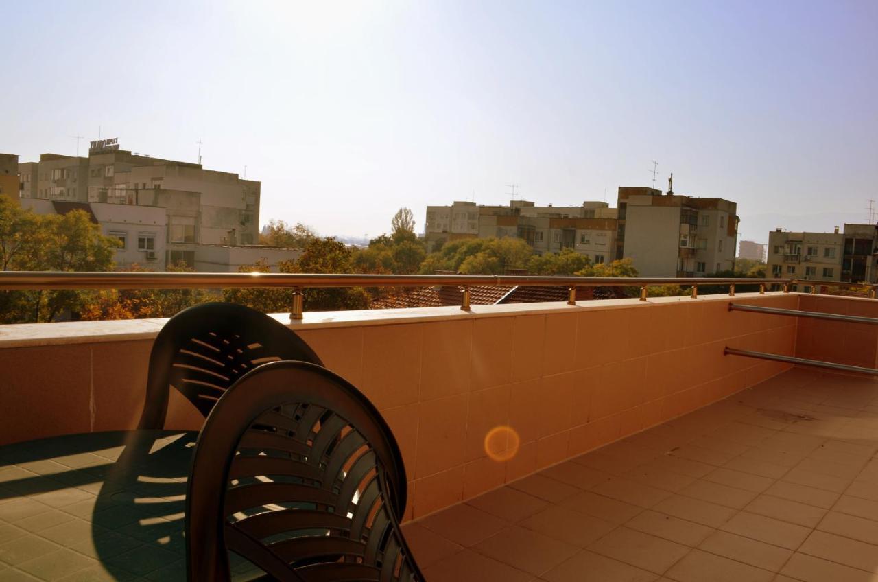 Апарт Център Apart Center Plovdiv Buitenkant foto